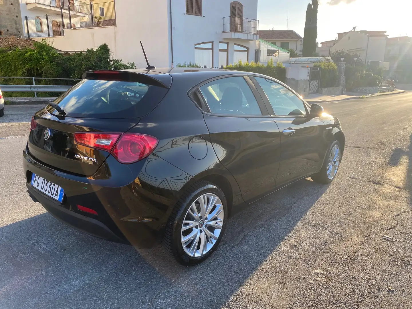 Alfa Romeo Giulietta Giulietta 1.6 JTDM Super 120cv Nero - 2