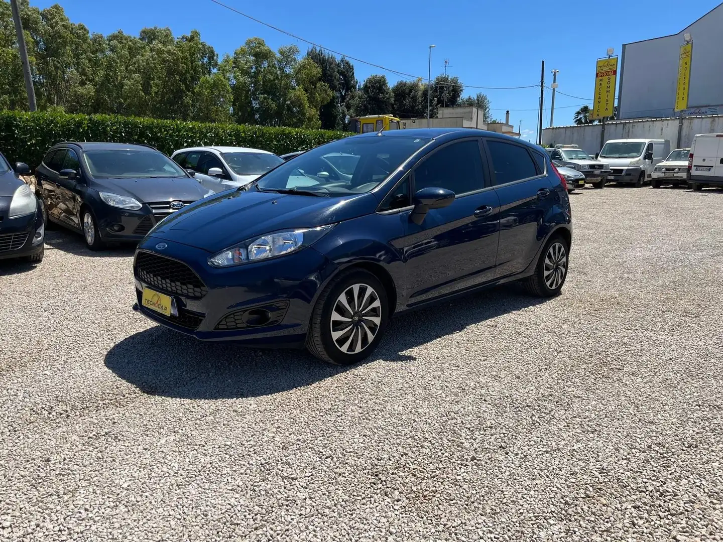 Ford Fiesta Fiesta 1.5 tdci Titanium Blau - 2