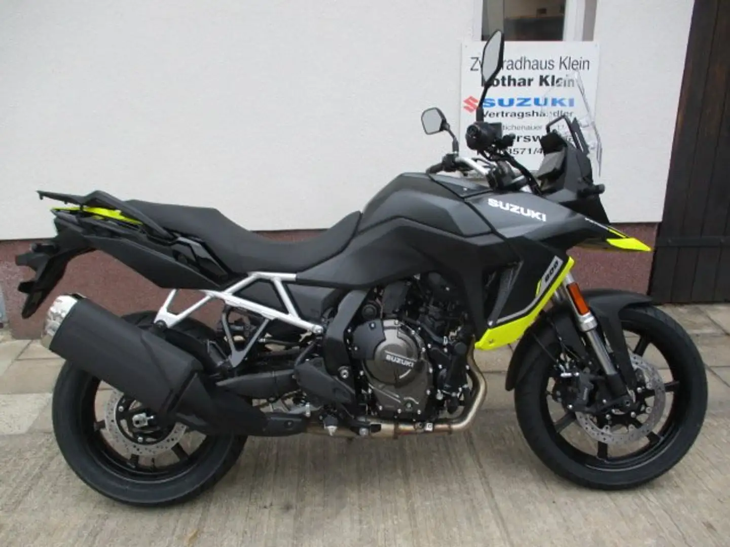 Suzuki V-Strom 800 Noir - 1