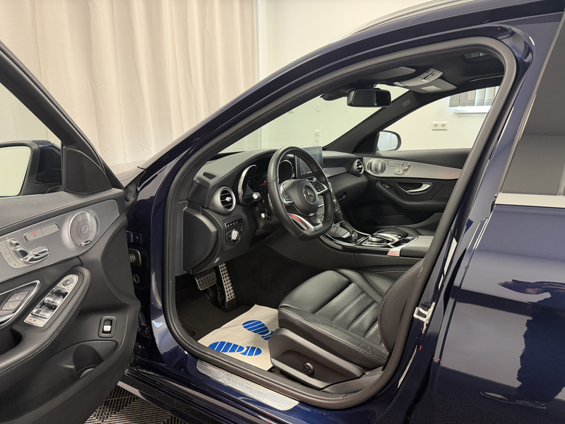 Mercedes-Benz C 400 T 4M AMG Pano HUD Burmester ILS-LED Distr+ — photo 9