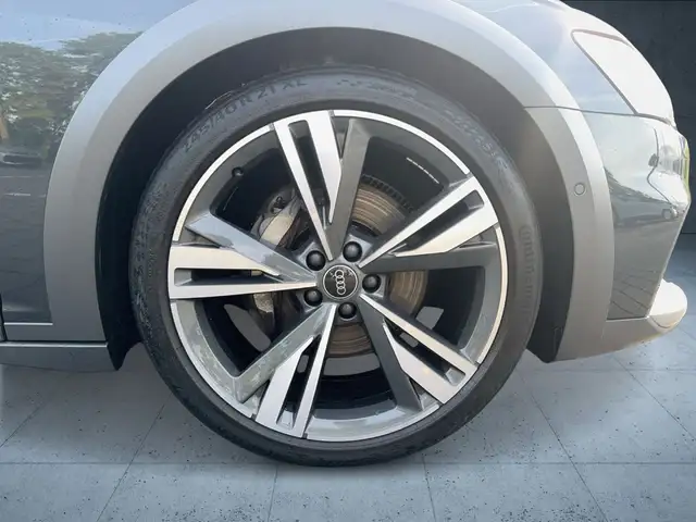 Audi A6 Allroad view 7