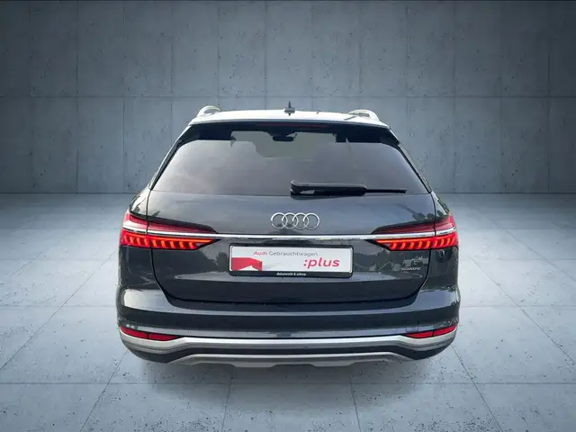 Audi A6 Allroad view 4