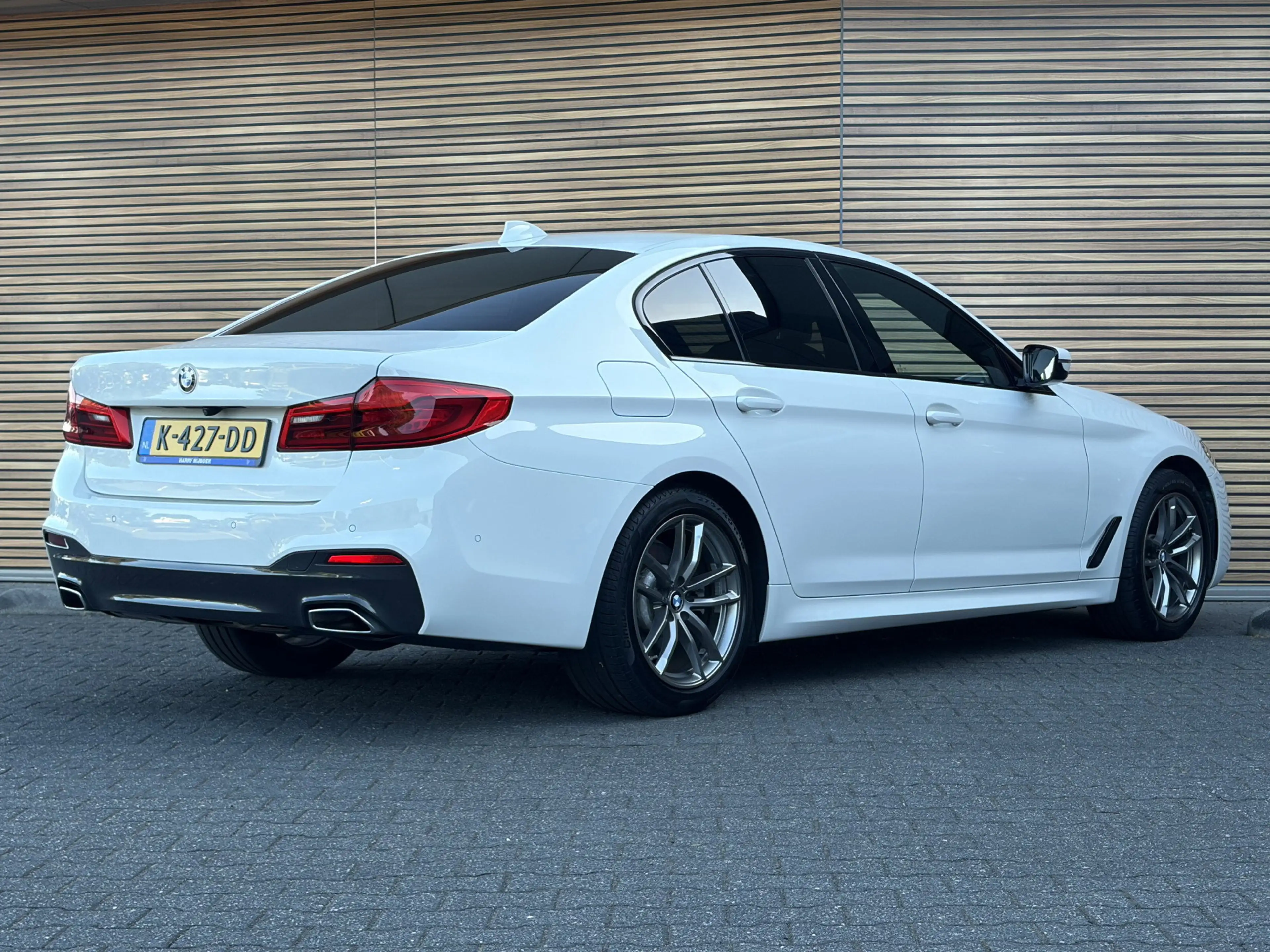 BMW 520 5-serie 520d xDrive High Executive — photo 3