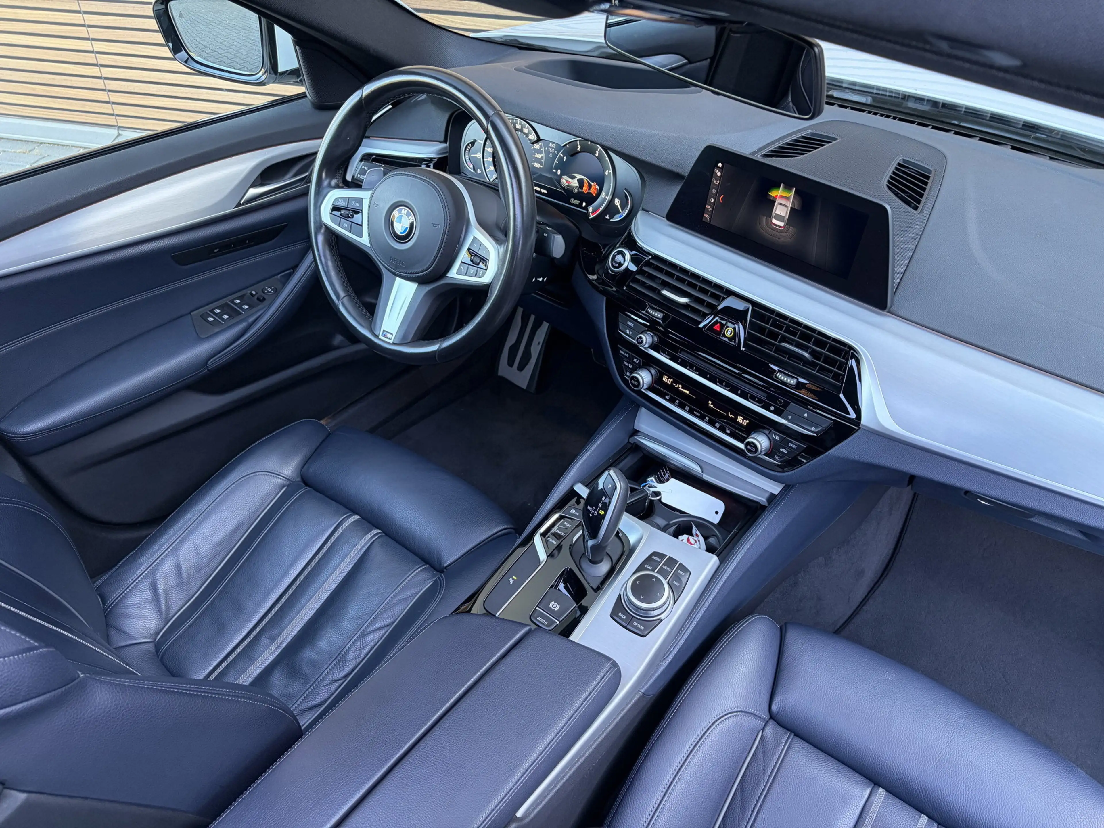 BMW 520 5-serie 520d xDrive High Executive — photo 4