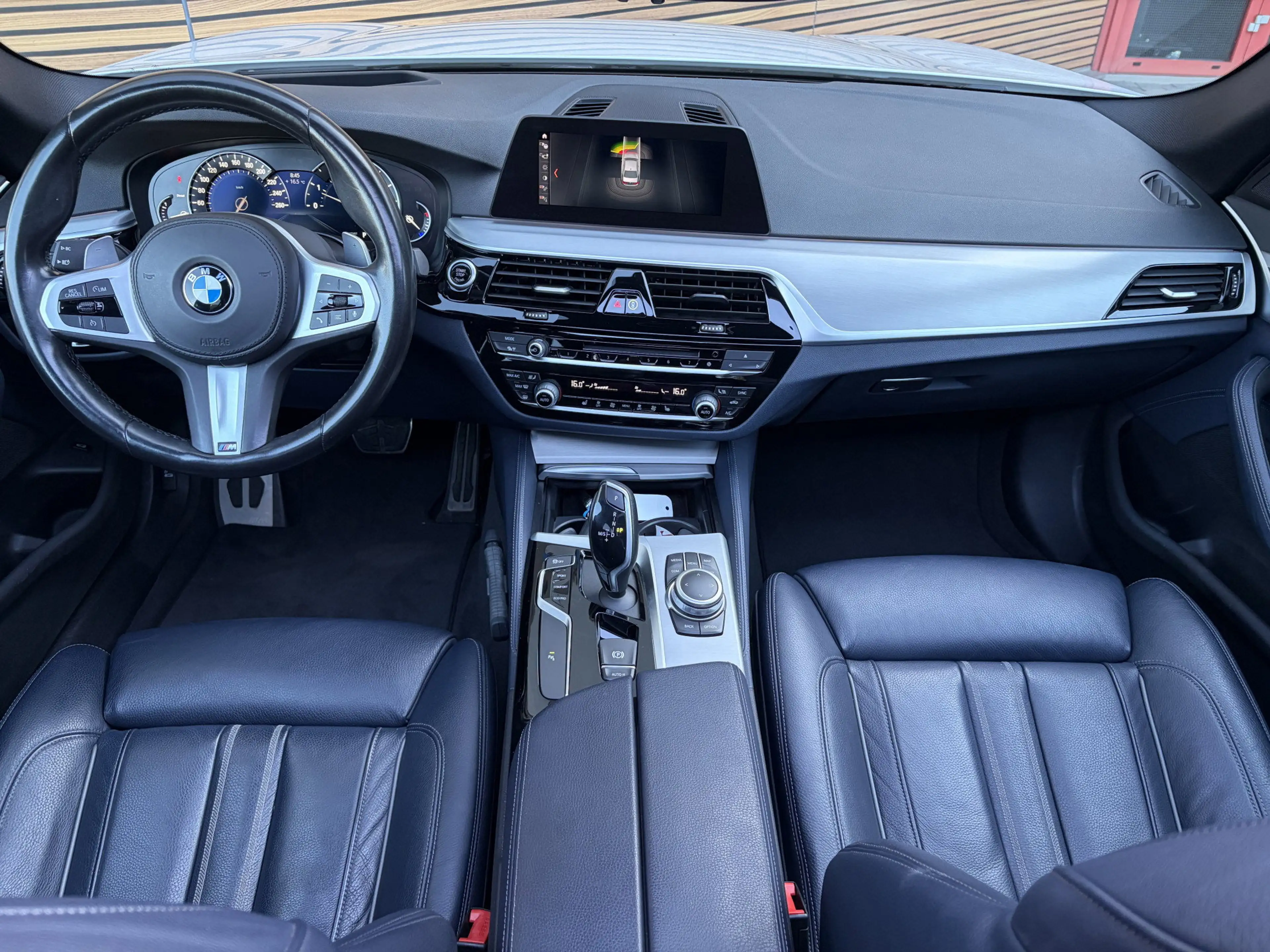 BMW 520 5-serie 520d xDrive High Executive — photo 2