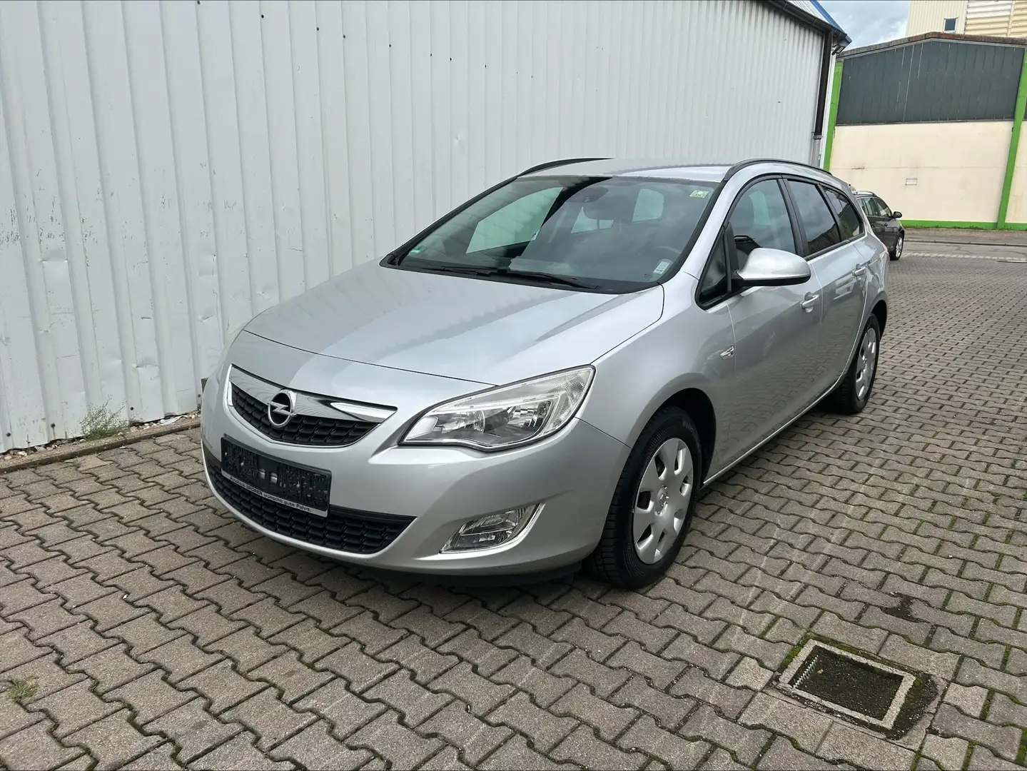 Opel Astra Design Edition - 2