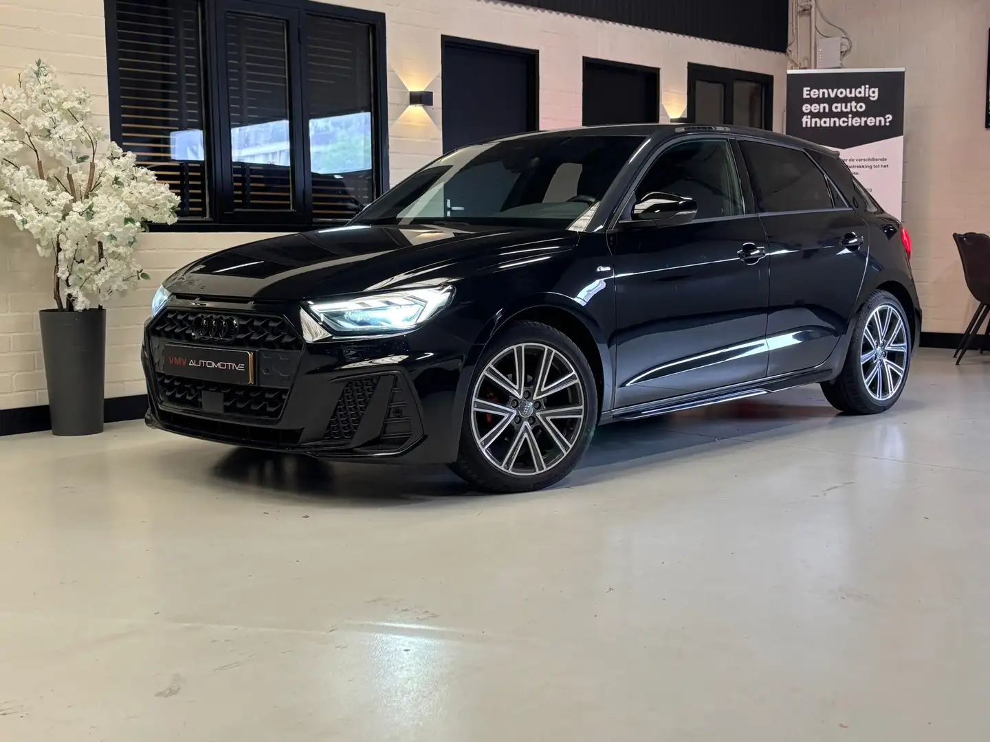 Audi A1 Sportback 25 TFSI 2x S-line|Cam|Keyless|CarPlay|Na Zwart - 1