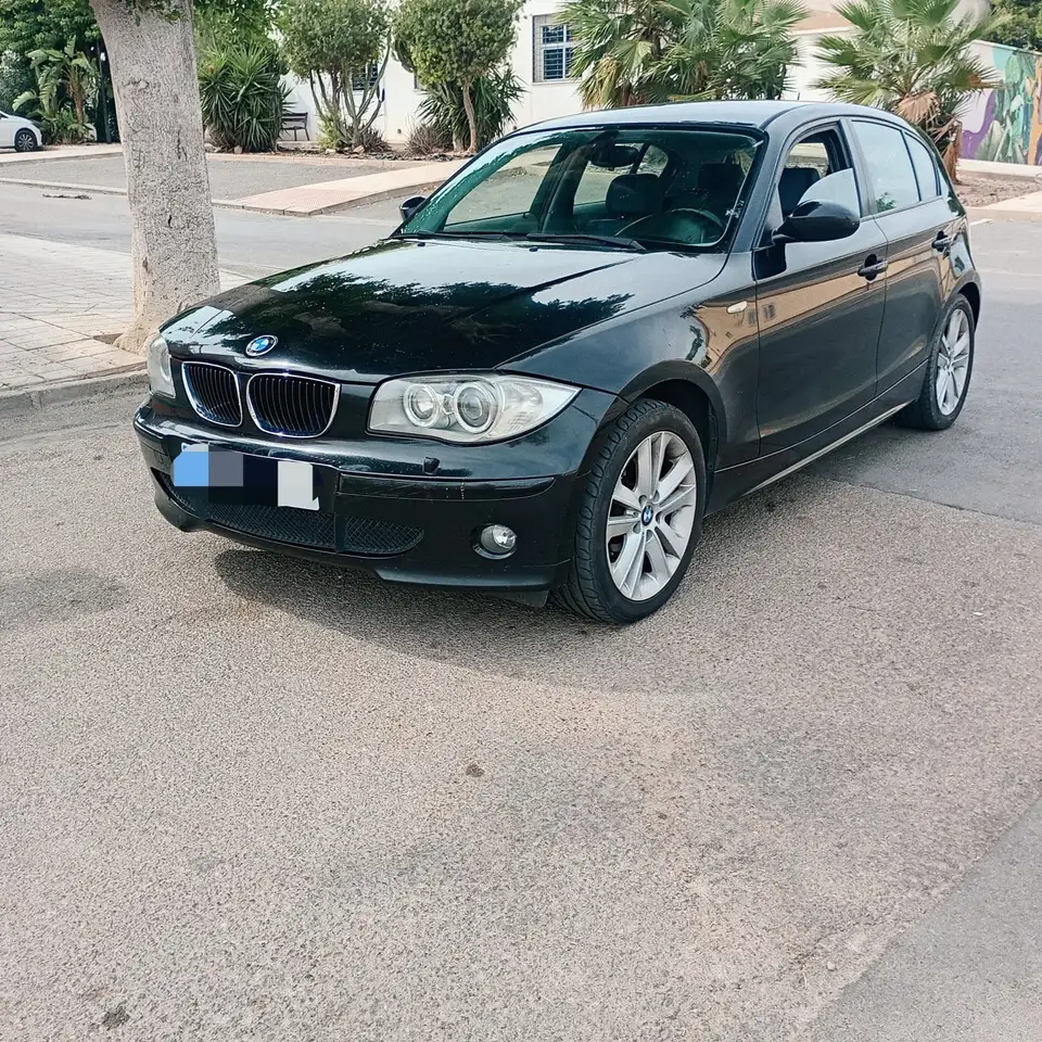 BMW 120