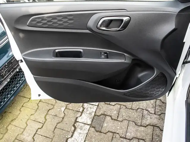 Hyundai I10 view 14