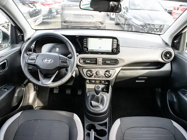 Hyundai I10 view 5