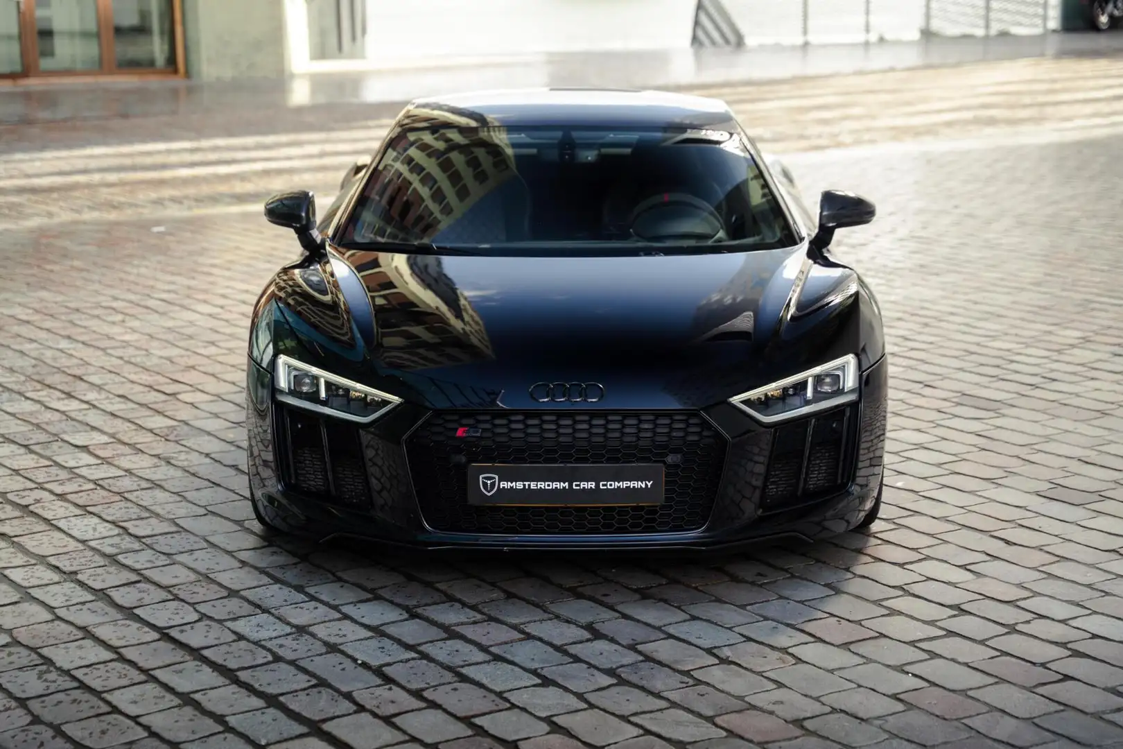Audi R8 5.2 FSI quattro Plus - Full Option - Carbon Noir - 2