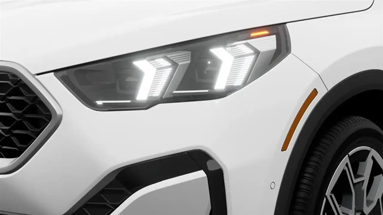 BMW X2 photo BMW X2