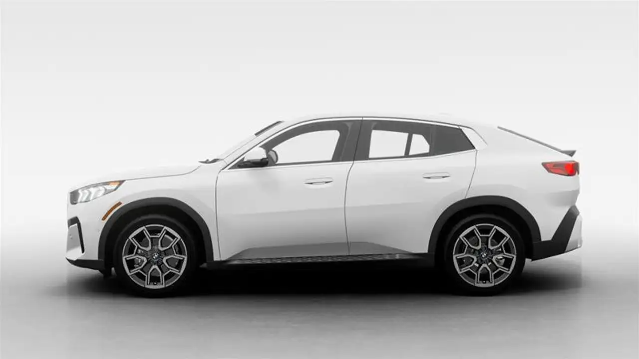 BMW X2 photo BMW X2