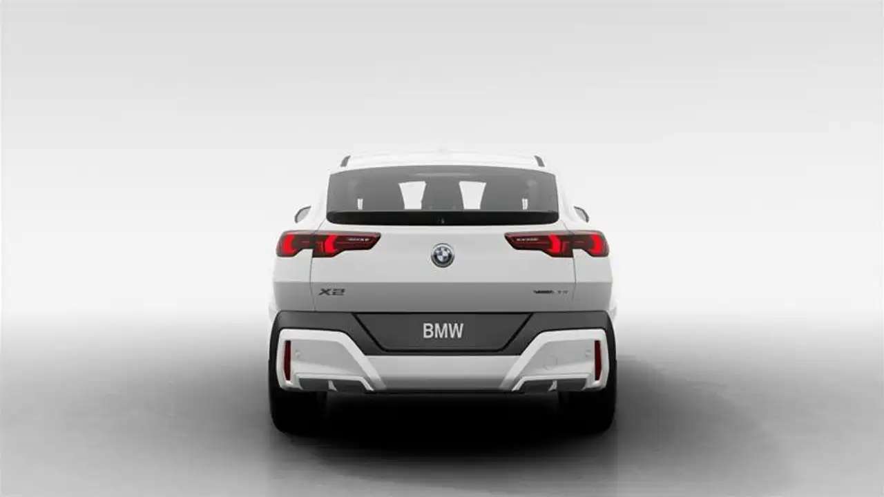 BMW X2 photo BMW X2