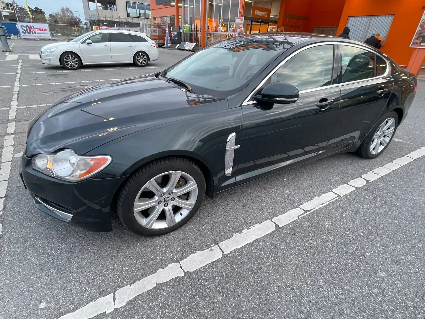 Jaguar XF XF 3,0 Diesel Luxury Luxury Grün - 2