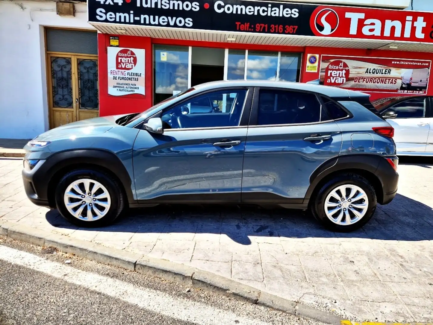 Hyundai KONA 1.0 TGDI Klass 4x2 Gris - 2
