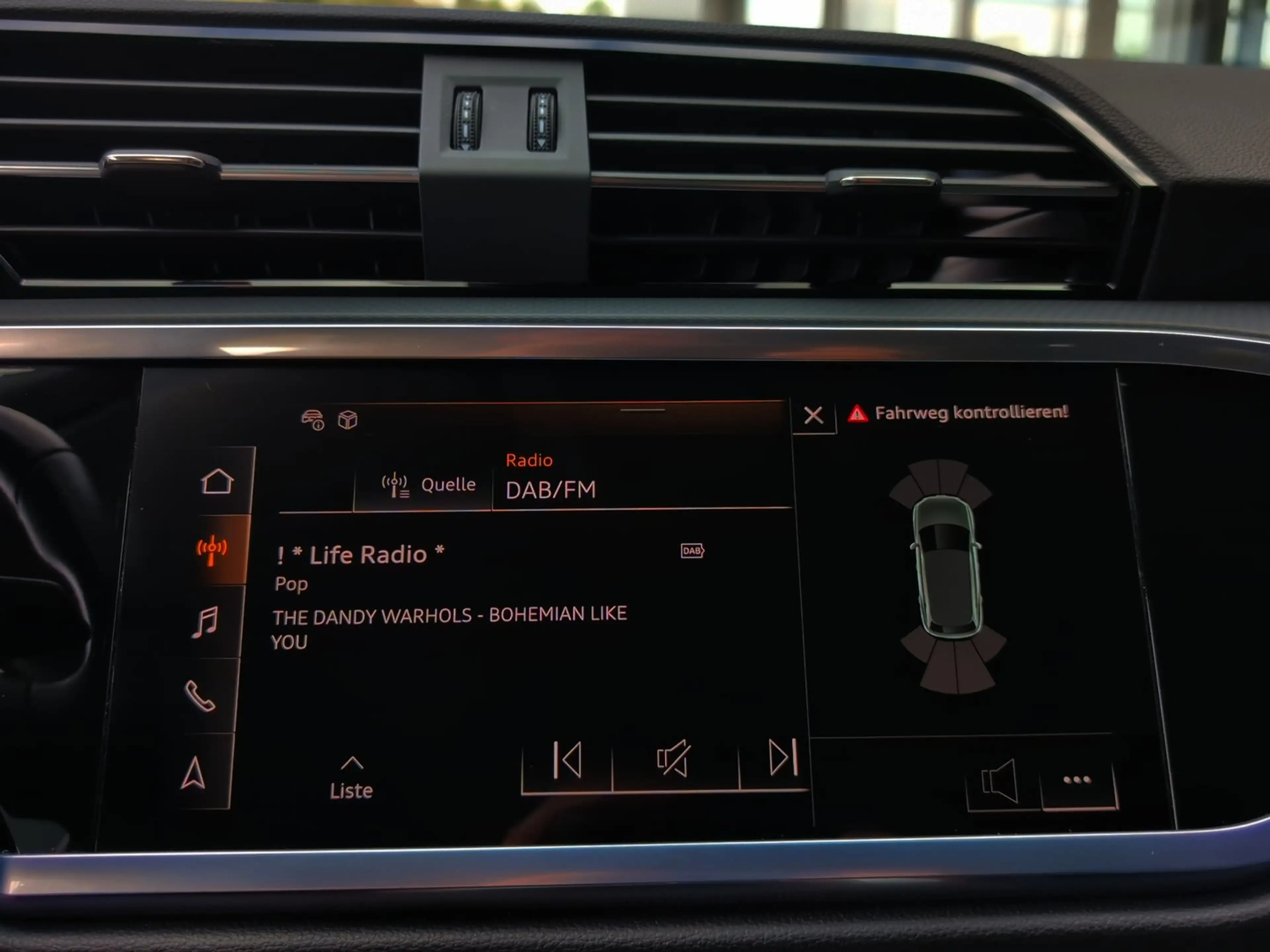 Audi Q3 35 TDI intense — photo 9