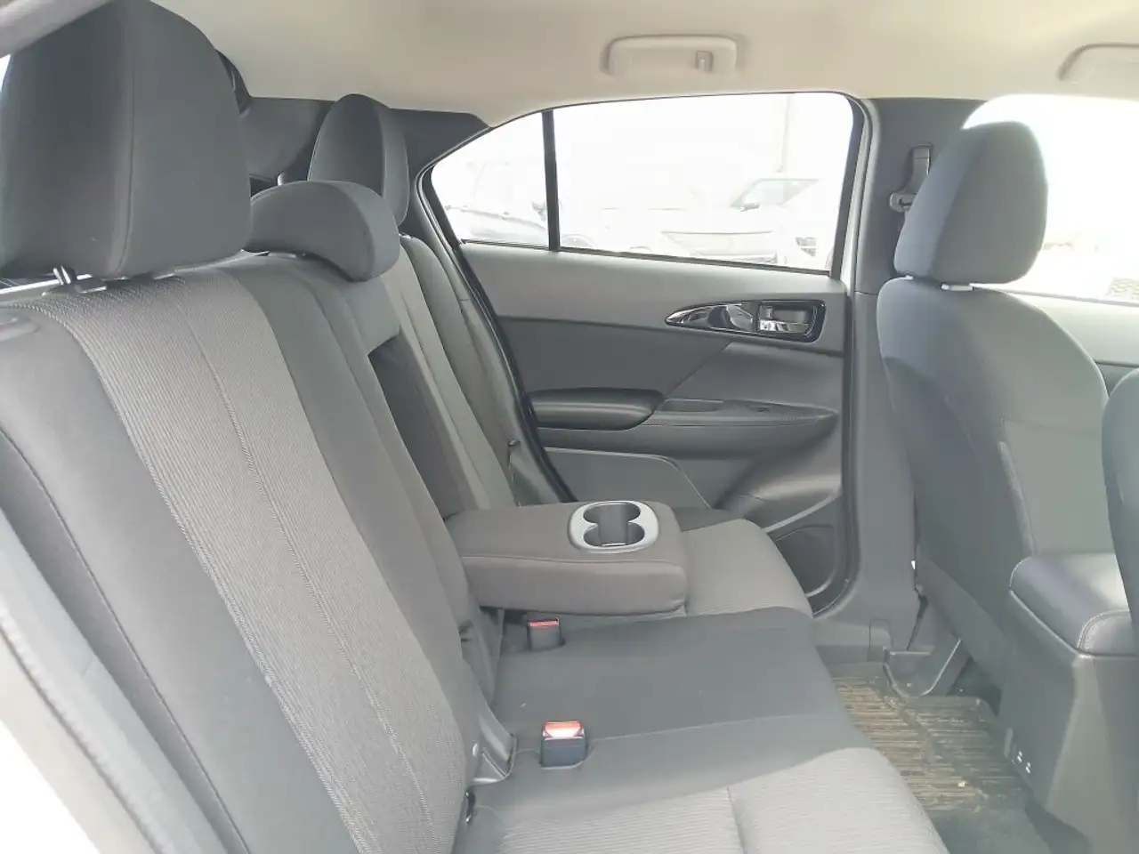 Mitsubishi Eclipse Cross снимка Mitsubishi Eclipse Cross