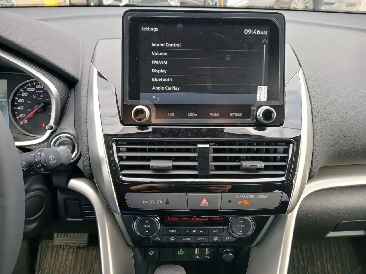 Mitsubishi Eclipse Cross снимка Mitsubishi Eclipse Cross