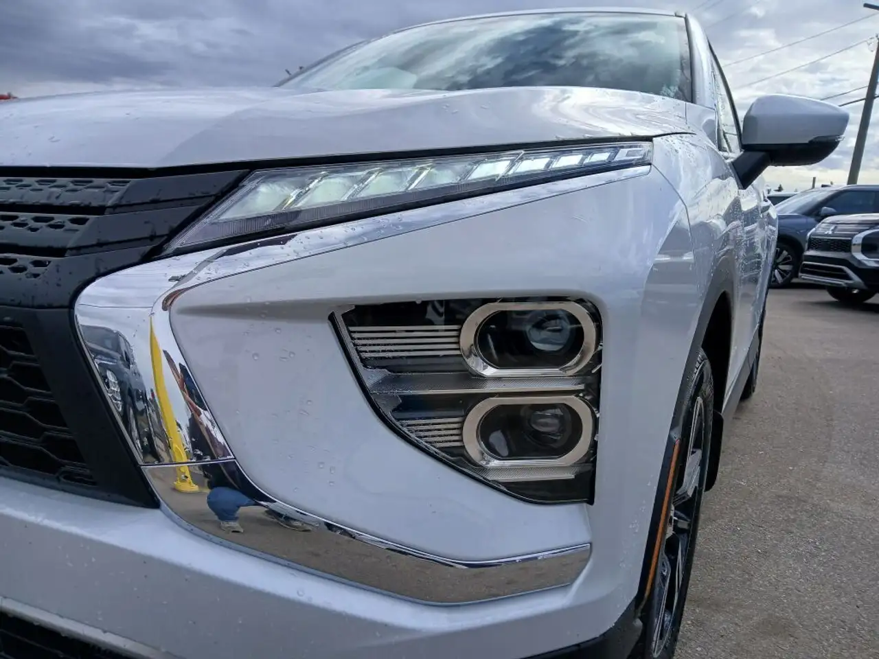 Mitsubishi Eclipse Cross снимка Mitsubishi Eclipse Cross