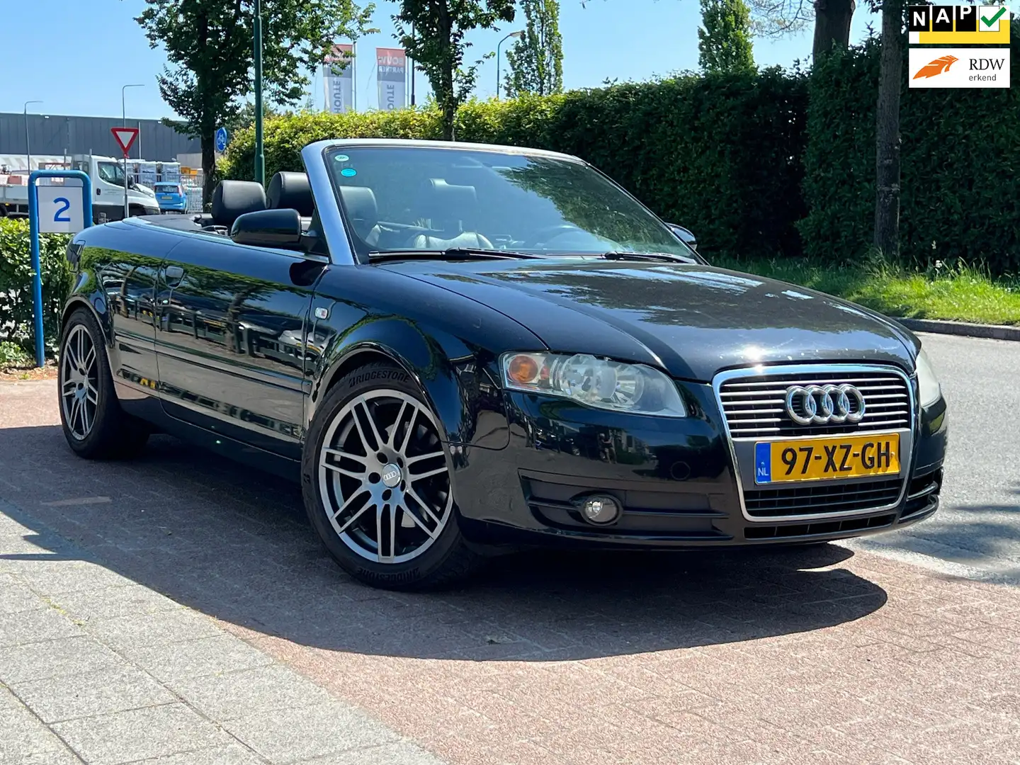 Audi A4 Cabriolet 1.8 Turbo Pro Line * 4-Zits Cabrio | Zwart - 1