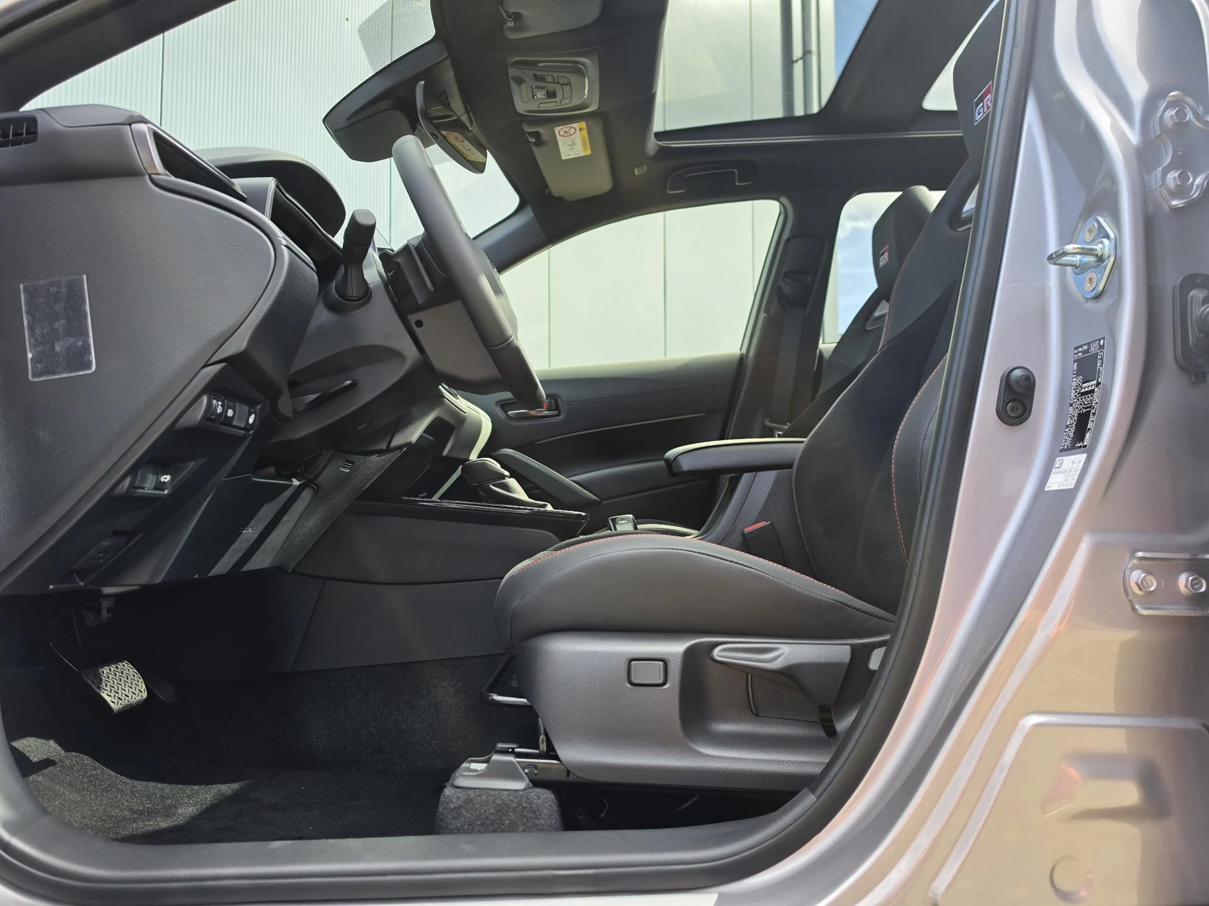 Toyota Corolla Cross Hybrid 180 GR Sport | Nieuw op voorraad | Gr Sport — photo 14