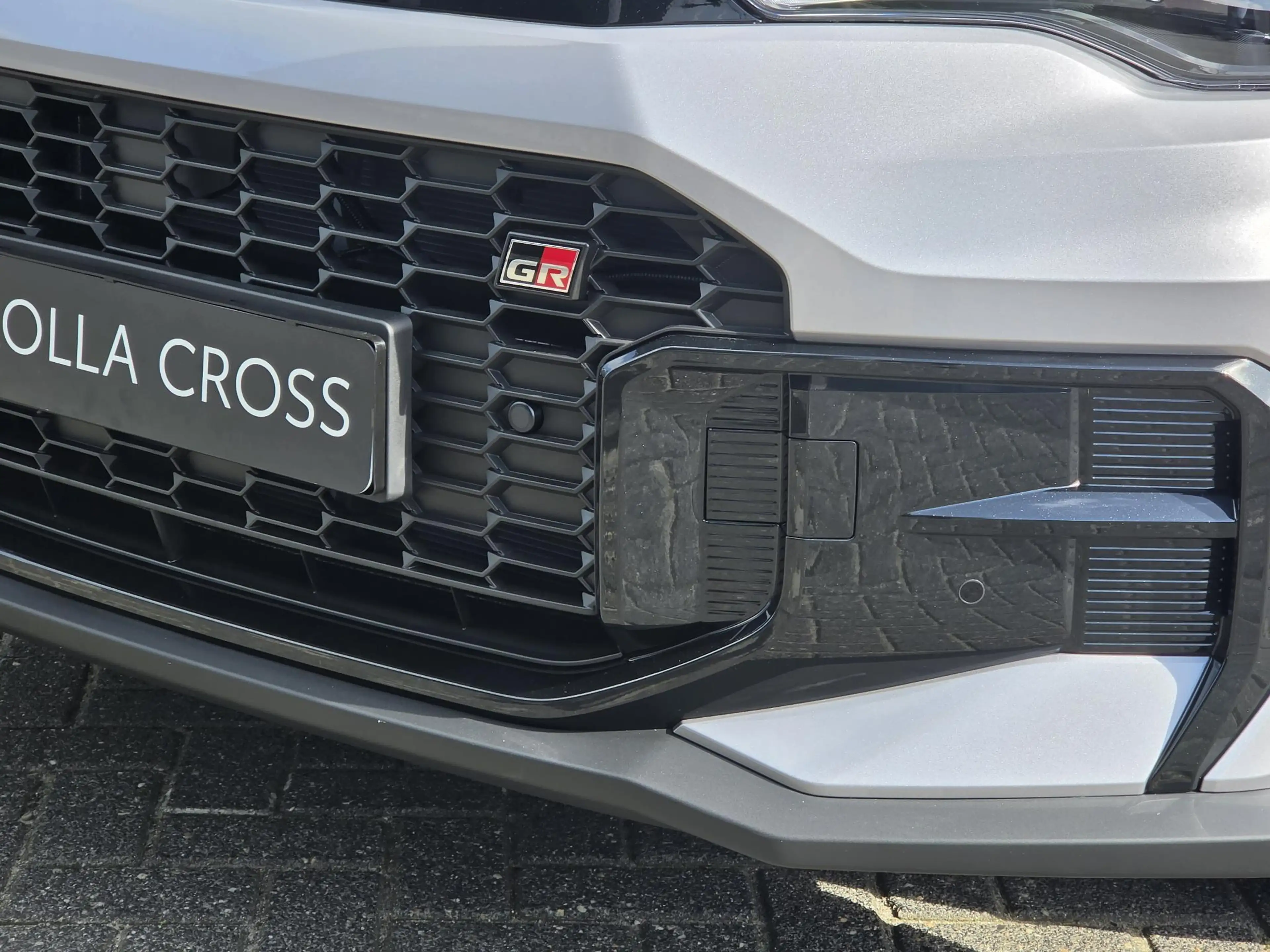 Toyota Corolla Cross Hybrid 180 GR Sport | Nieuw op voorraad | Gr Sport — photo 9