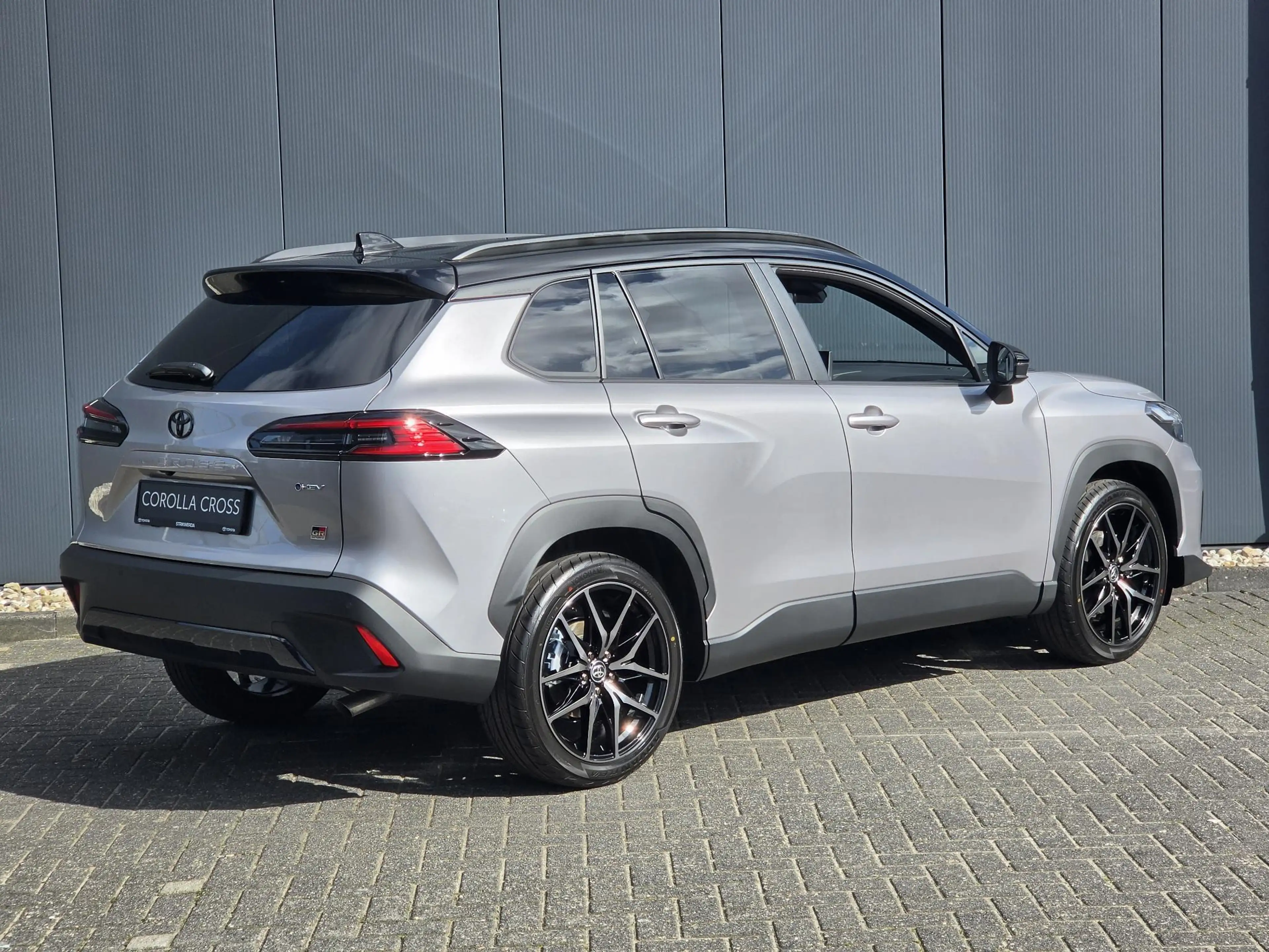 Toyota Corolla Cross Hybrid 180 GR Sport | Nieuw op voorraad | Gr Sport — photo 3