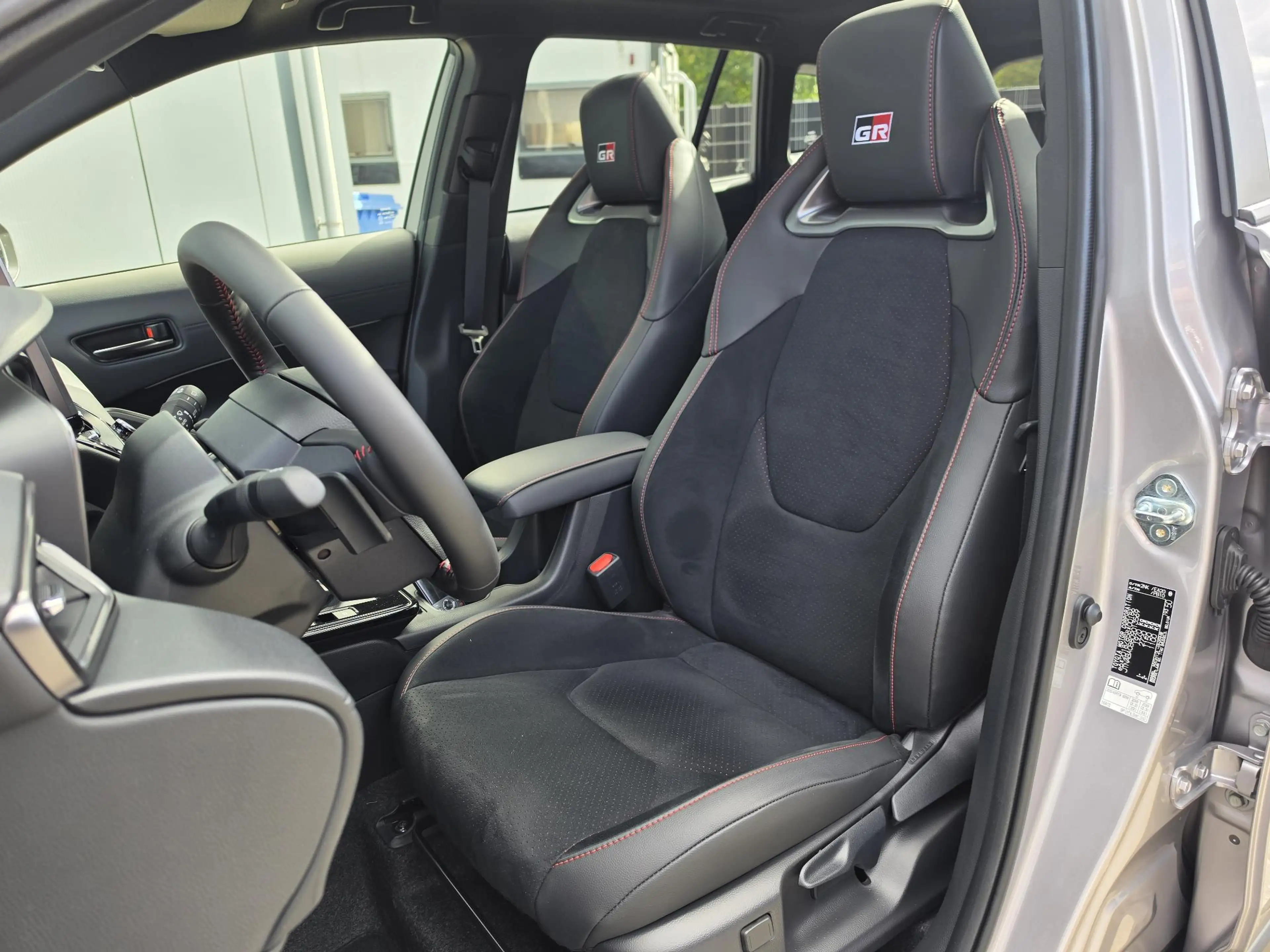 Toyota Corolla Cross Hybrid 180 GR Sport | Nieuw op voorraad | Gr Sport — photo 15