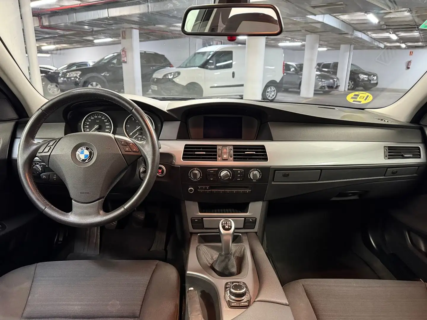BMW 520 520d Noir - 2