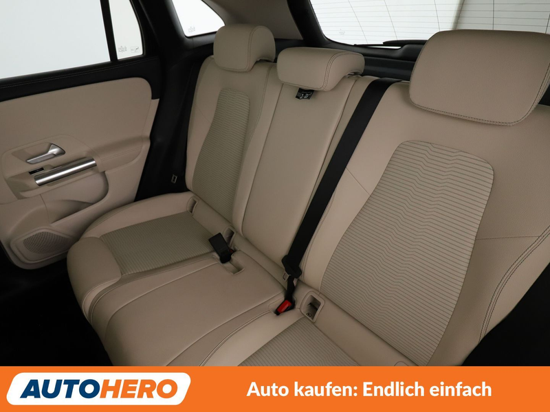 Mercedes-Benz GLA 200 Progressive Aut.*LED*NAVI*TEMPO*CAM*PDC*SHZ*KLIMA* — photo 14
