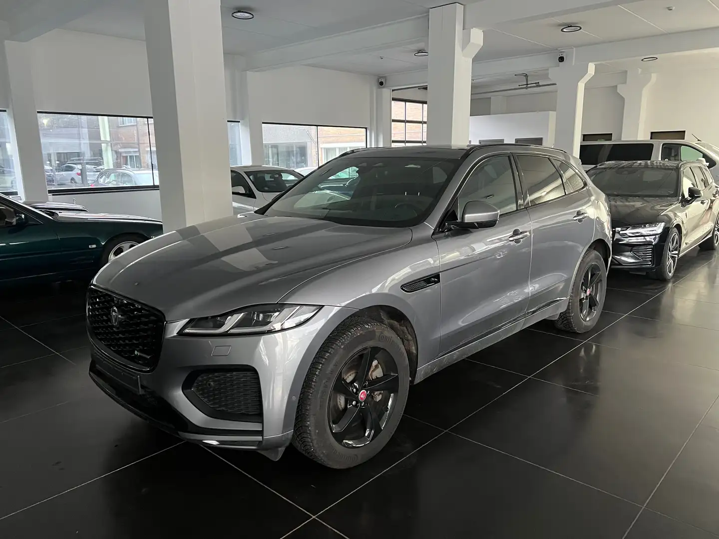 Jaguar F-Pace F-Pace P400e AWD R-Dynamic S plug in hybrid full Gris - 1