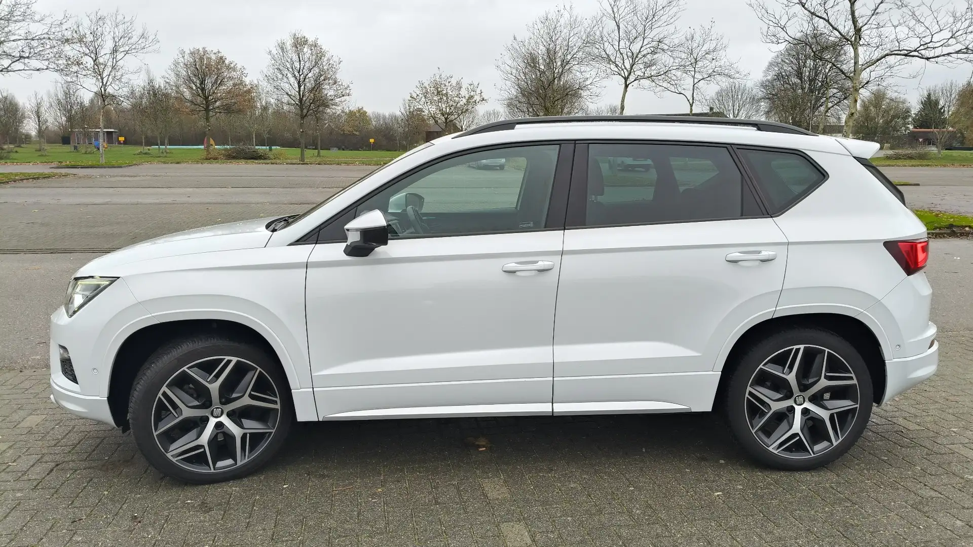 SEAT Ateca 2.0 TSI FR 4WD DSG Fehér - 1