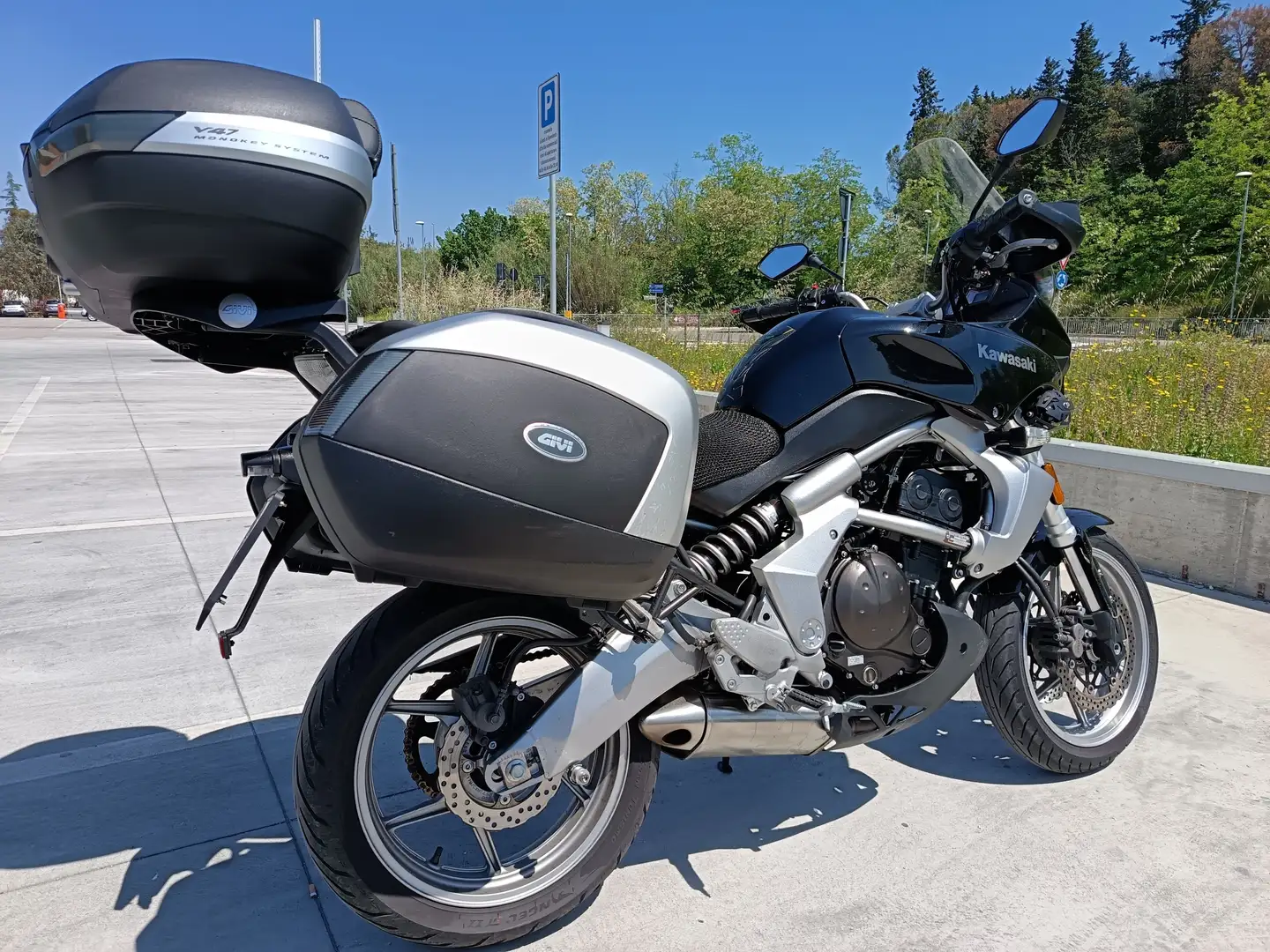 Kawasaki Versys 650 Negru - 2