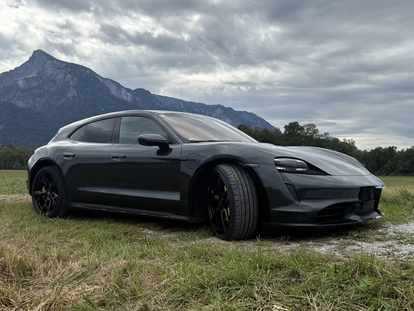 Porsche Taycan Turbo S Cross Turismo 83,7kWh Keramik/Bose/HA Lenk - 2