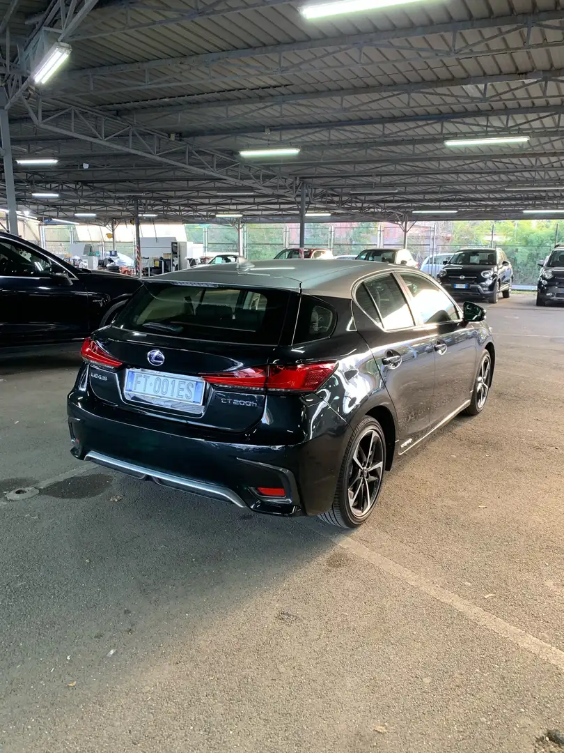 Lexus CT 200h 1.8 hybrid Limited Edition cvt - 2