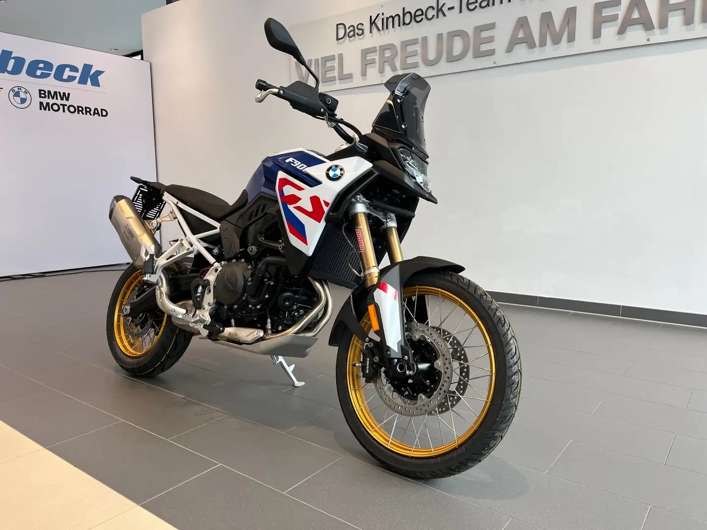 BMW F 900 GS Style GS Trophy Enduro/Dynamik-Paket Bleu - 2