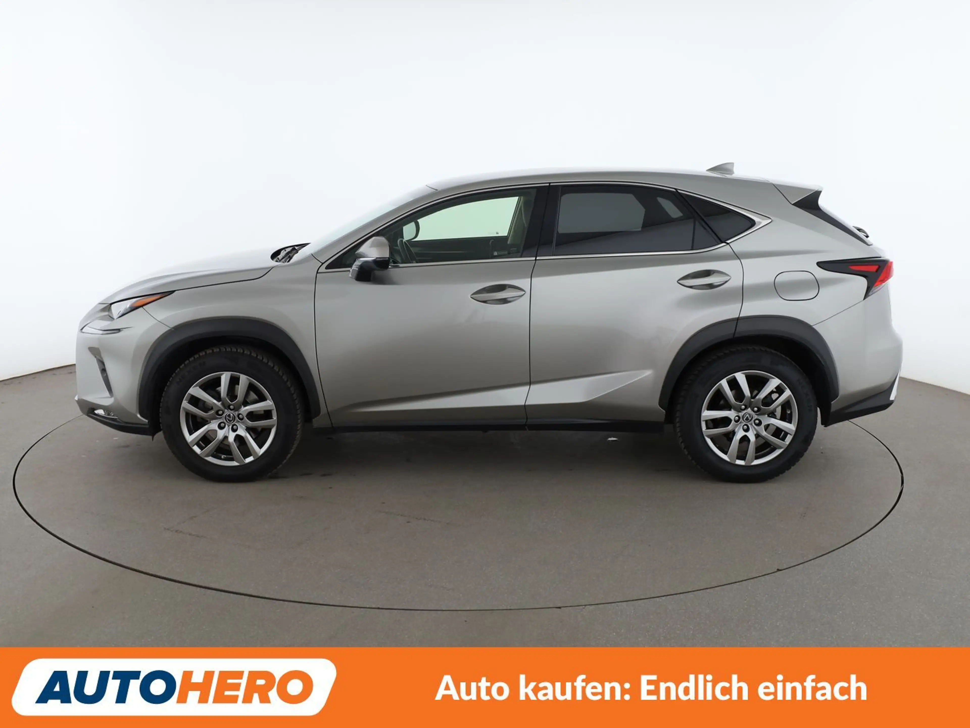 Lexus NX 300h NX 300h E-Four Executive Line Aut.*NAVI*LED*ACC* — photo 3