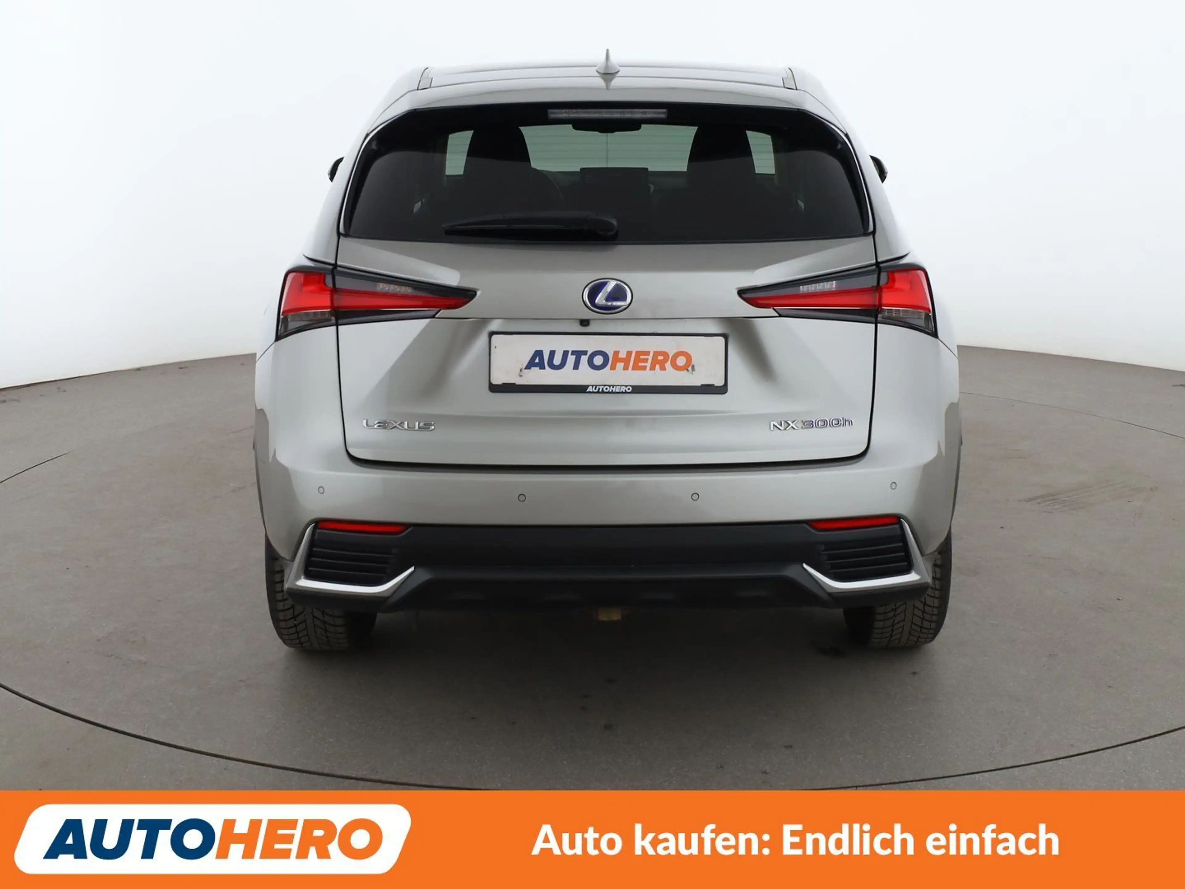 Lexus NX 300h NX 300h E-Four Executive Line Aut.*NAVI*LED*ACC* — photo 5