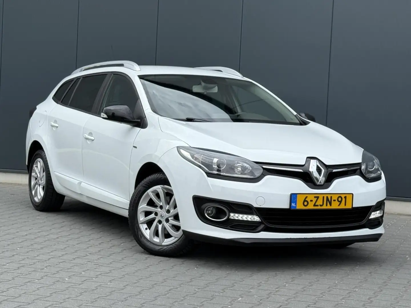 Renault Megane Estate 1.2 TCe Limited Facelift - 2e Eig - Navi Wit - 2