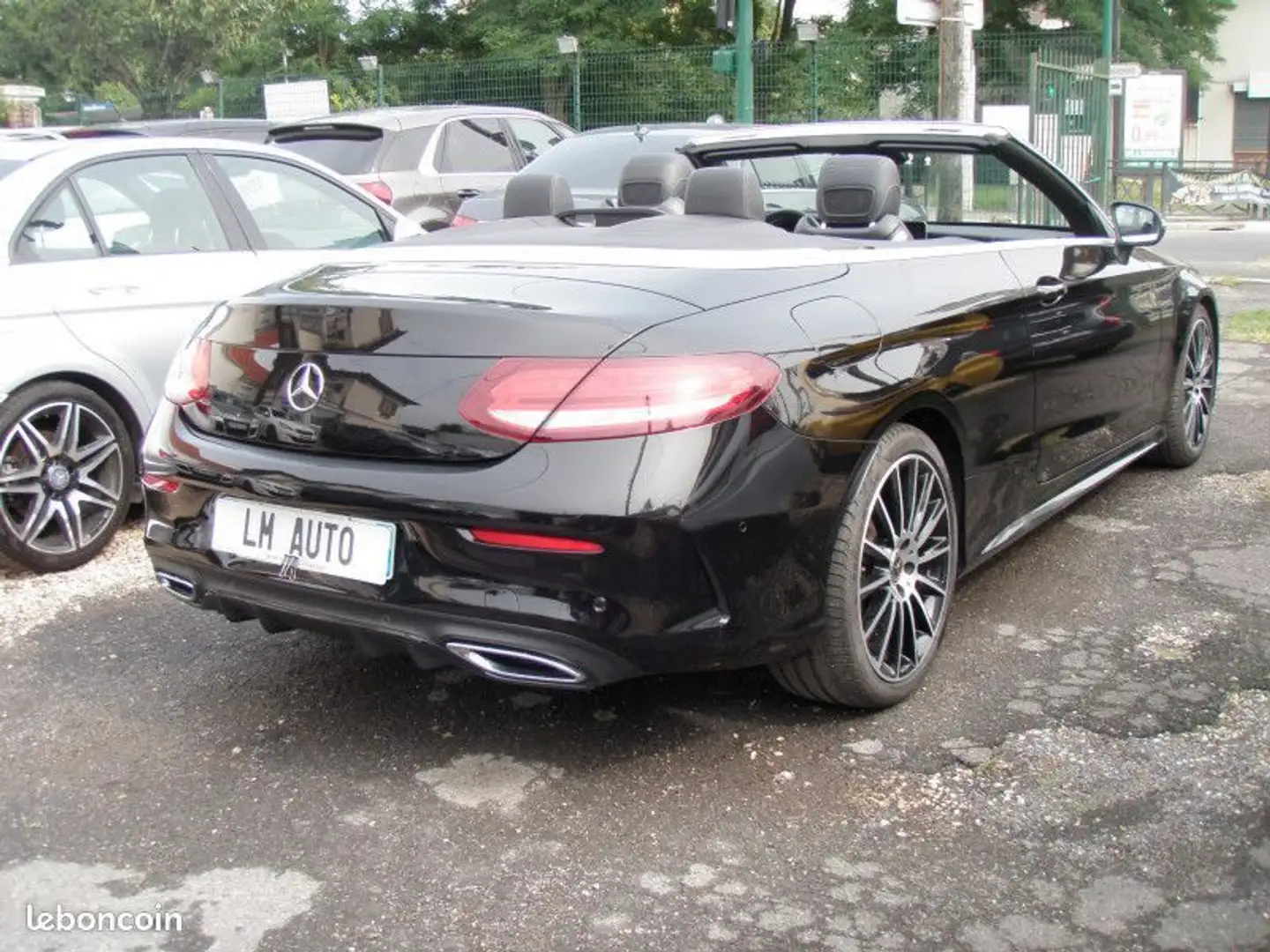 Mercedes-Benz C 220 Mercedes IV (2) CABRIOLET 220 D AMG LINE 9G-TRONIC Noir - 2
