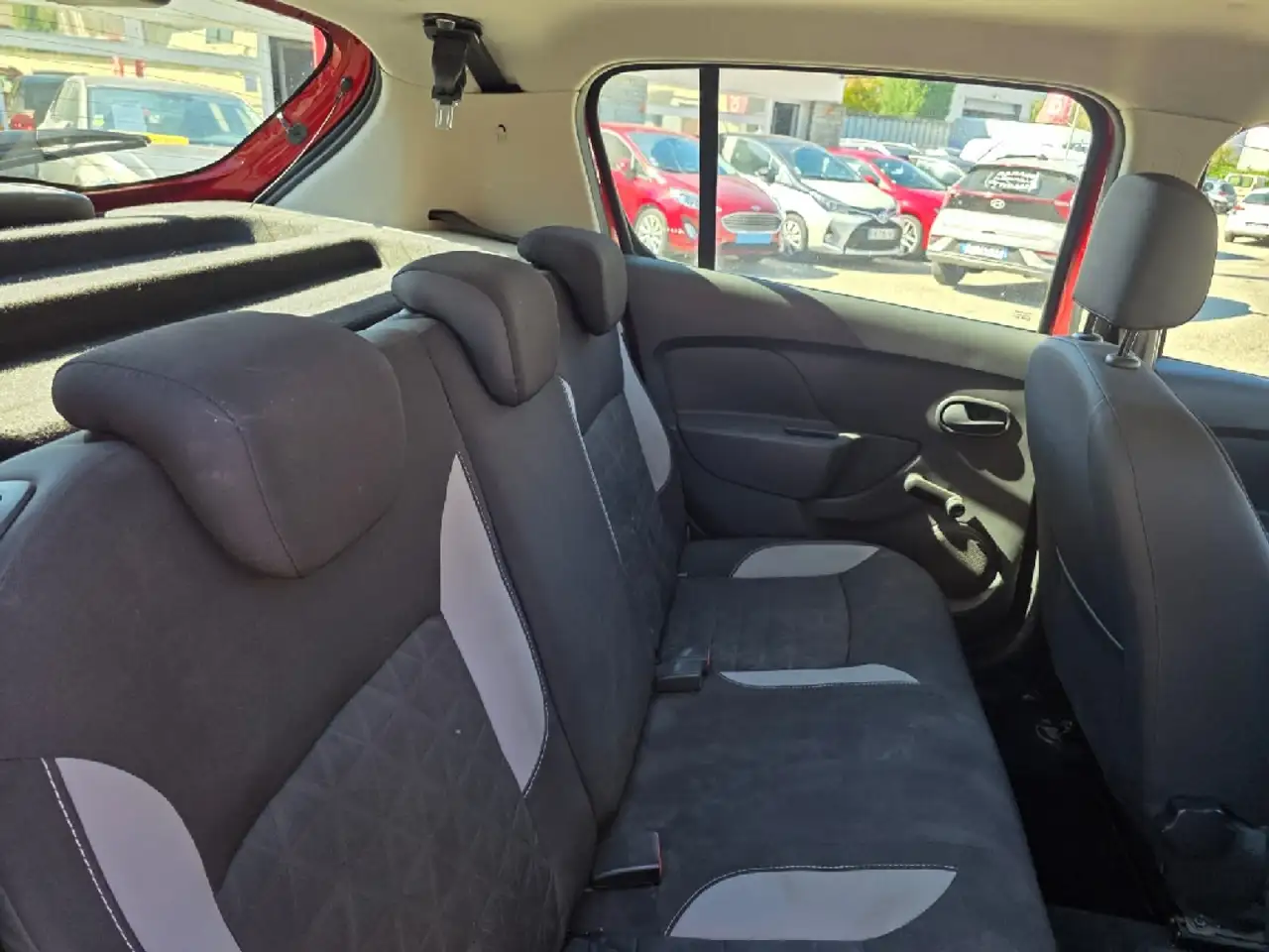 Dacia Sandero Sandero Stepway — photo 2