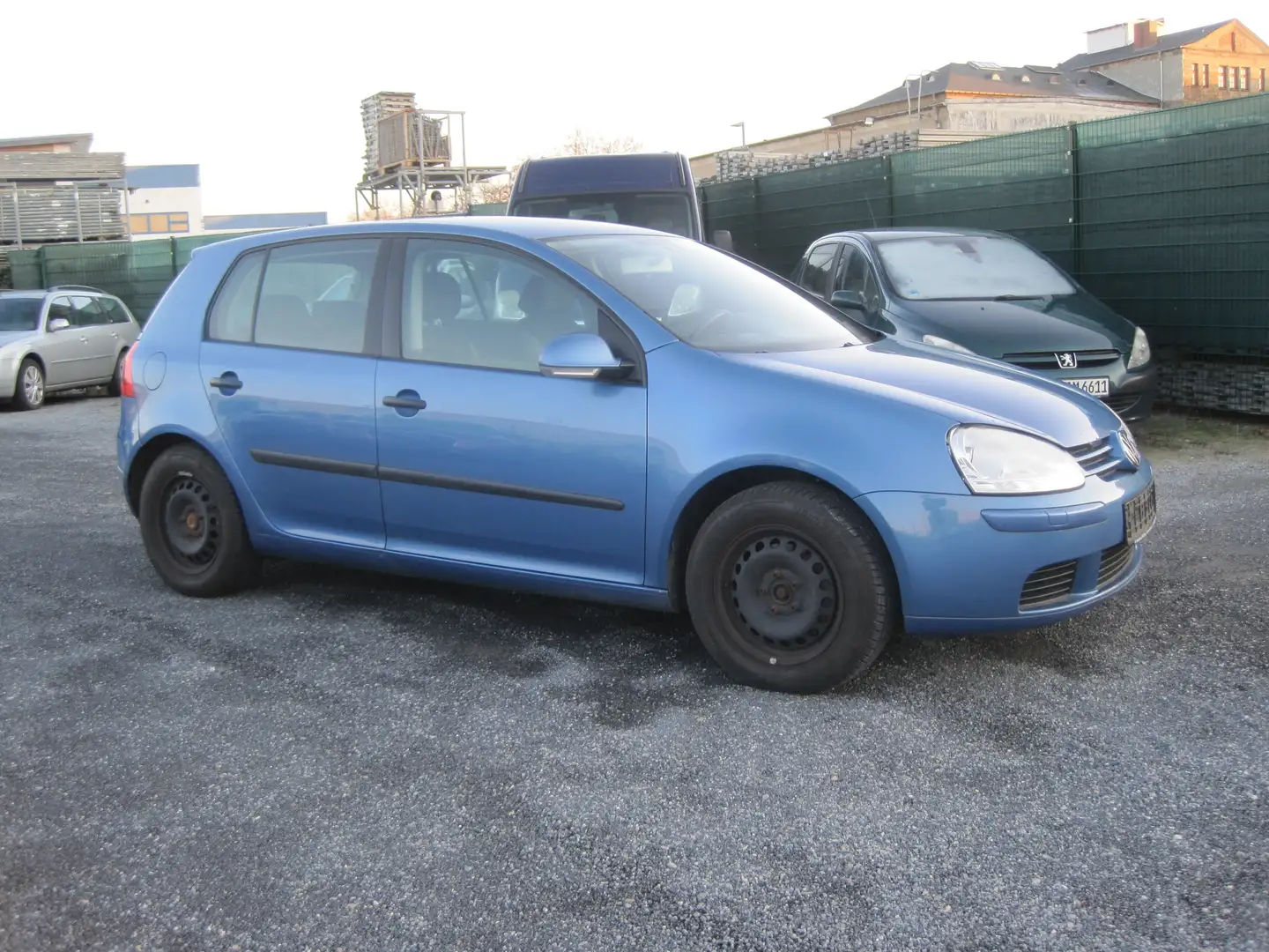 Volkswagen Golf Trendline Blau - 2