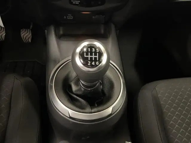 Nissan Juke view 12