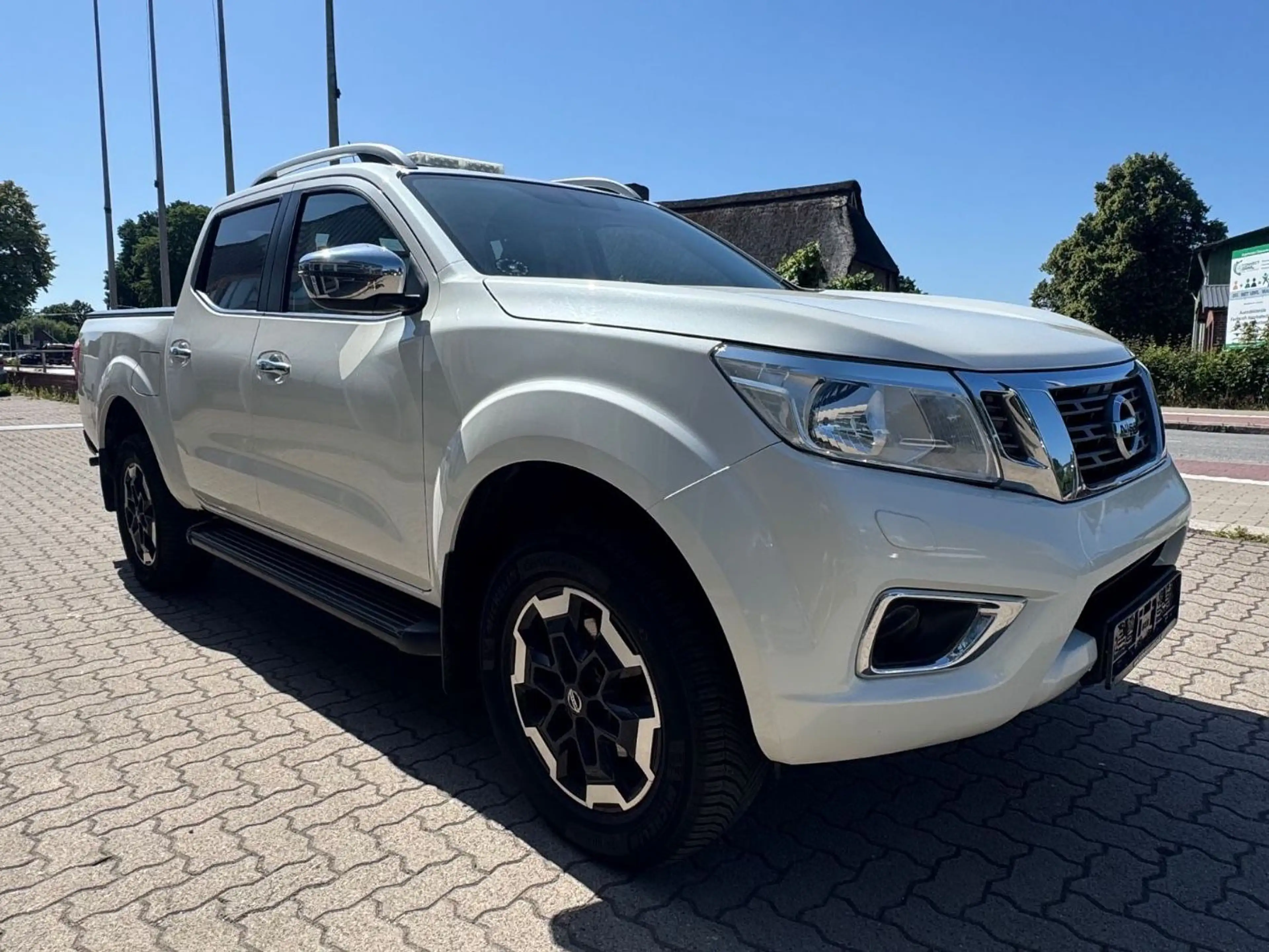 Nissan Navara NAVARA NP300 DOUBLE CAB 4x4/AHK/STANDHZG./NAVI — photo 2