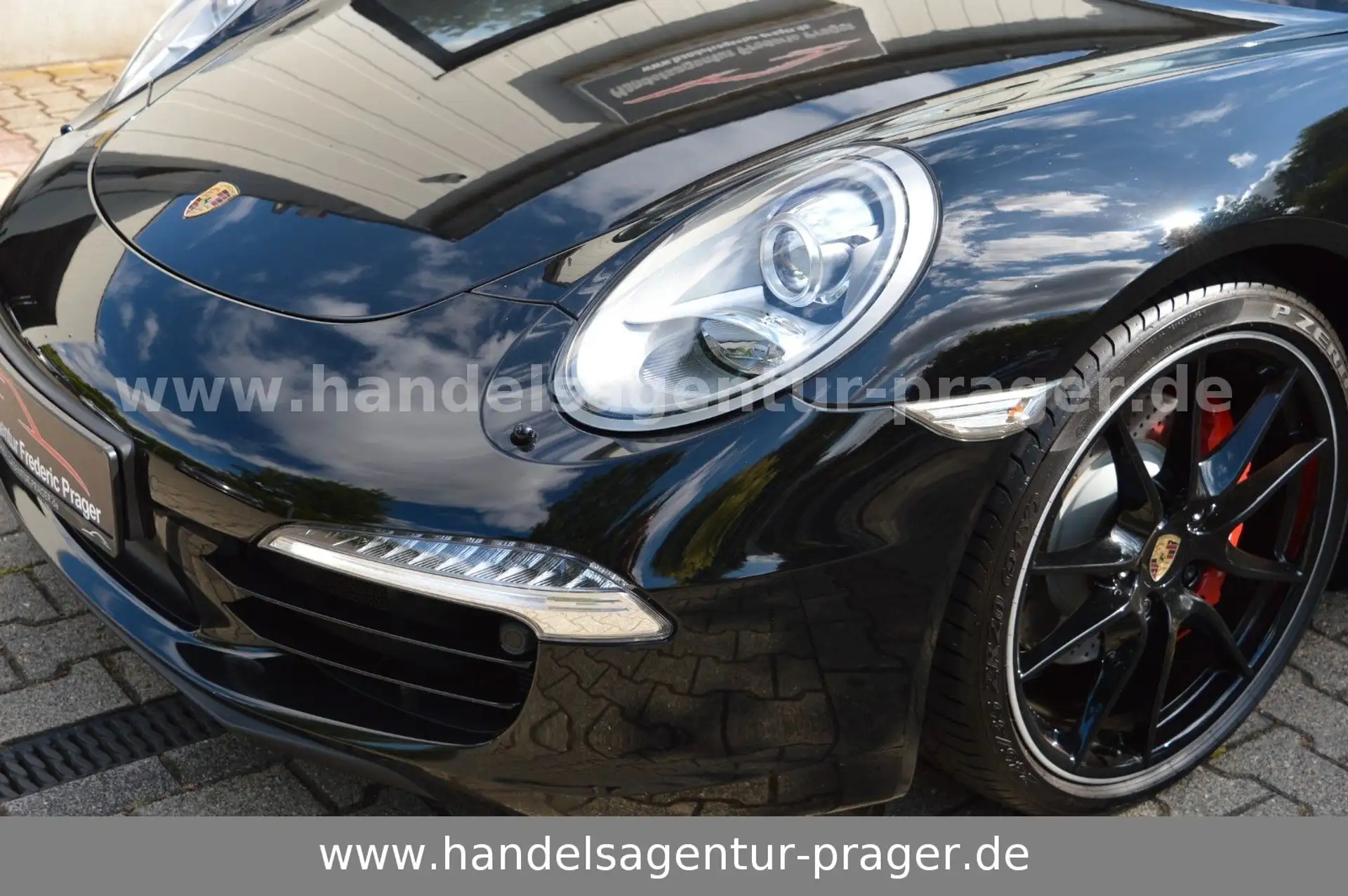 포르쉐 Porsche 911 911 Carrera S Coupe 2013 검정 사진 4