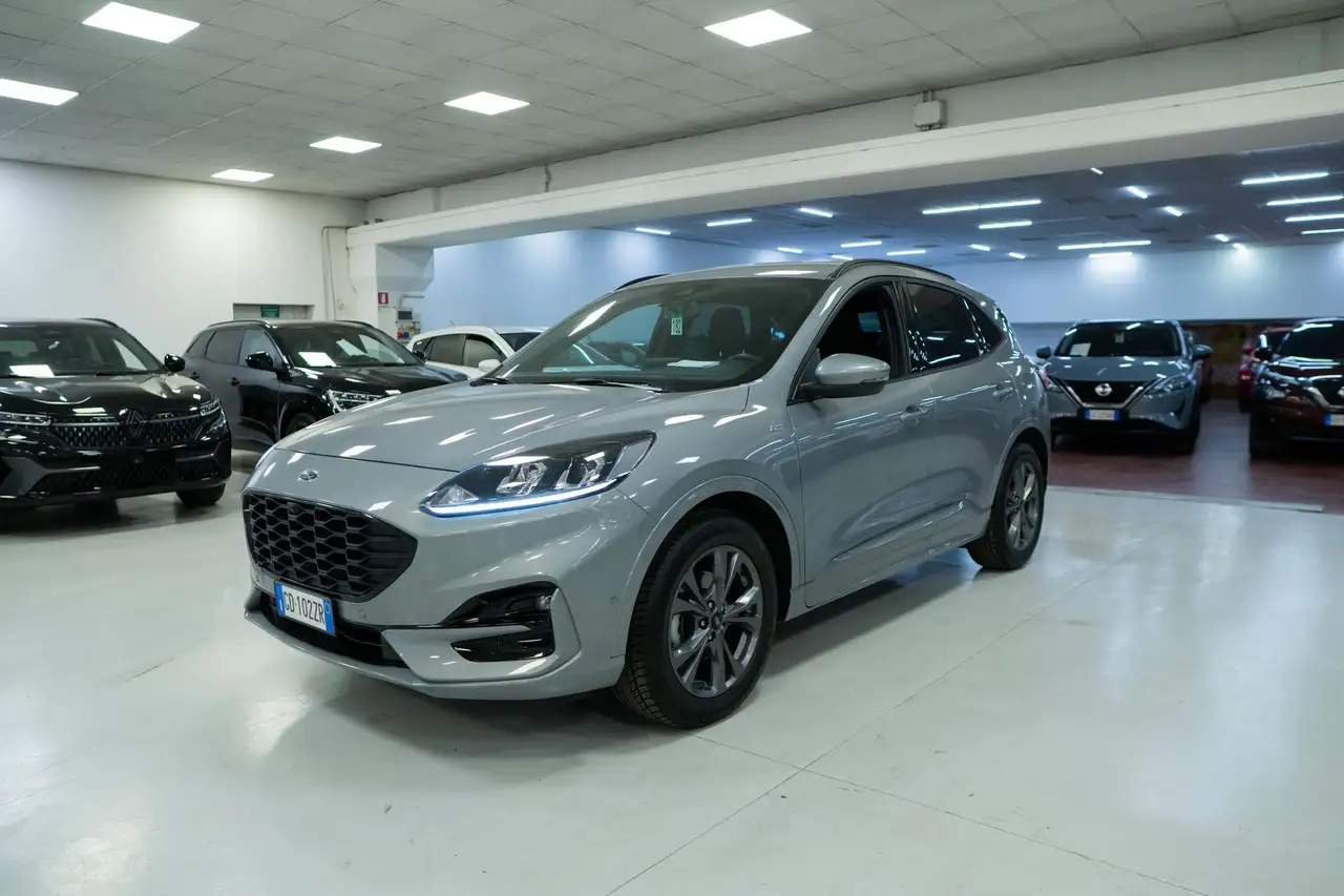 Ford Kuga 1.5 EcoBlue ST-Line 2wd 120cv auto — photo 1 of 18