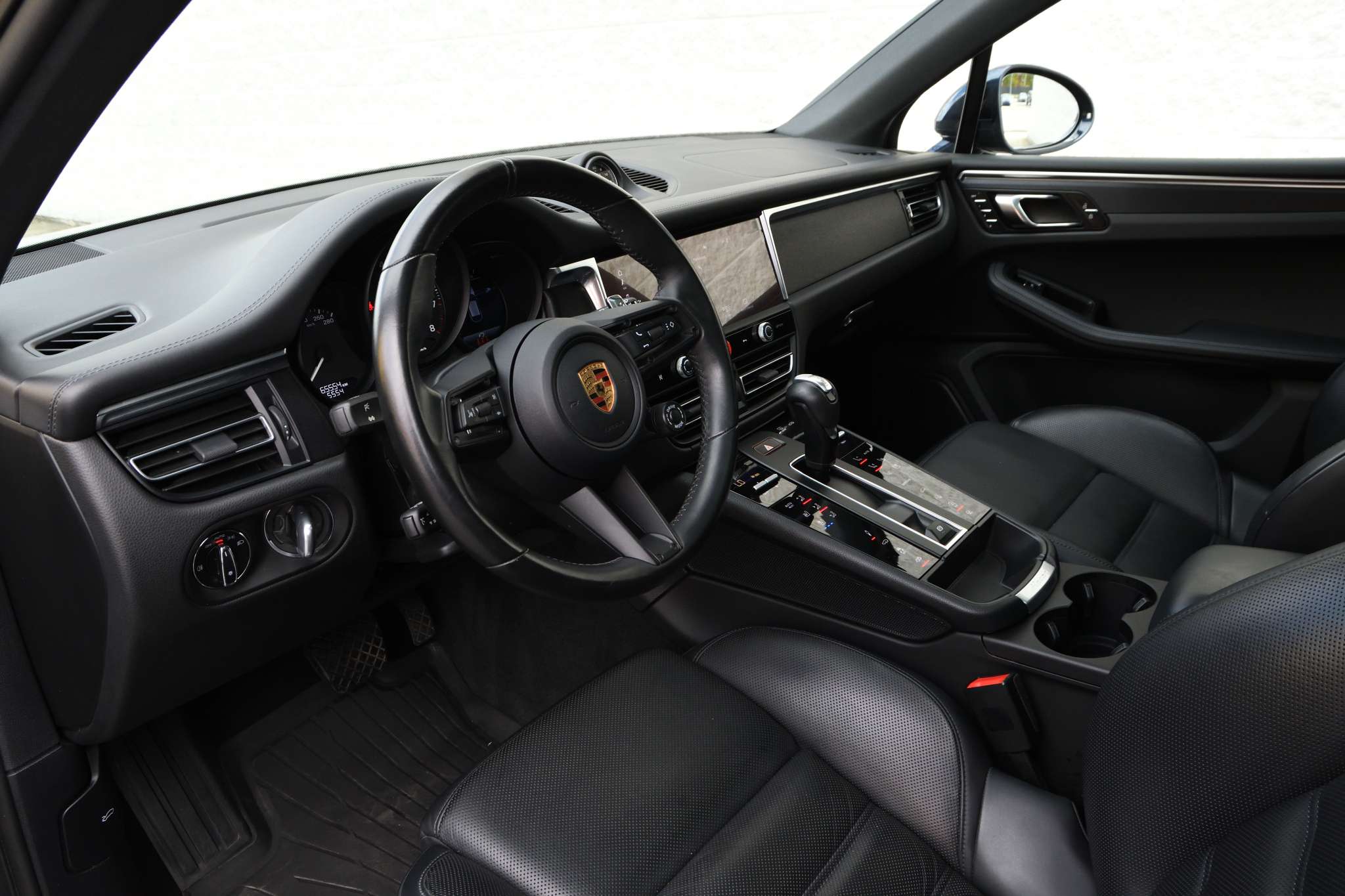 2023 Porsche Macan GTS AWD 21 inch mags Gps ROOF BOSE thumb 27