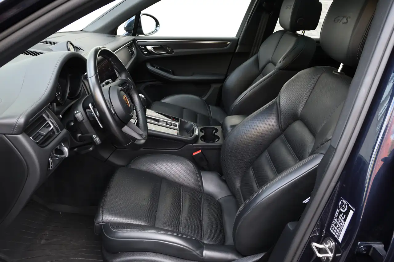 Porsche Macan снимка Porsche Macan