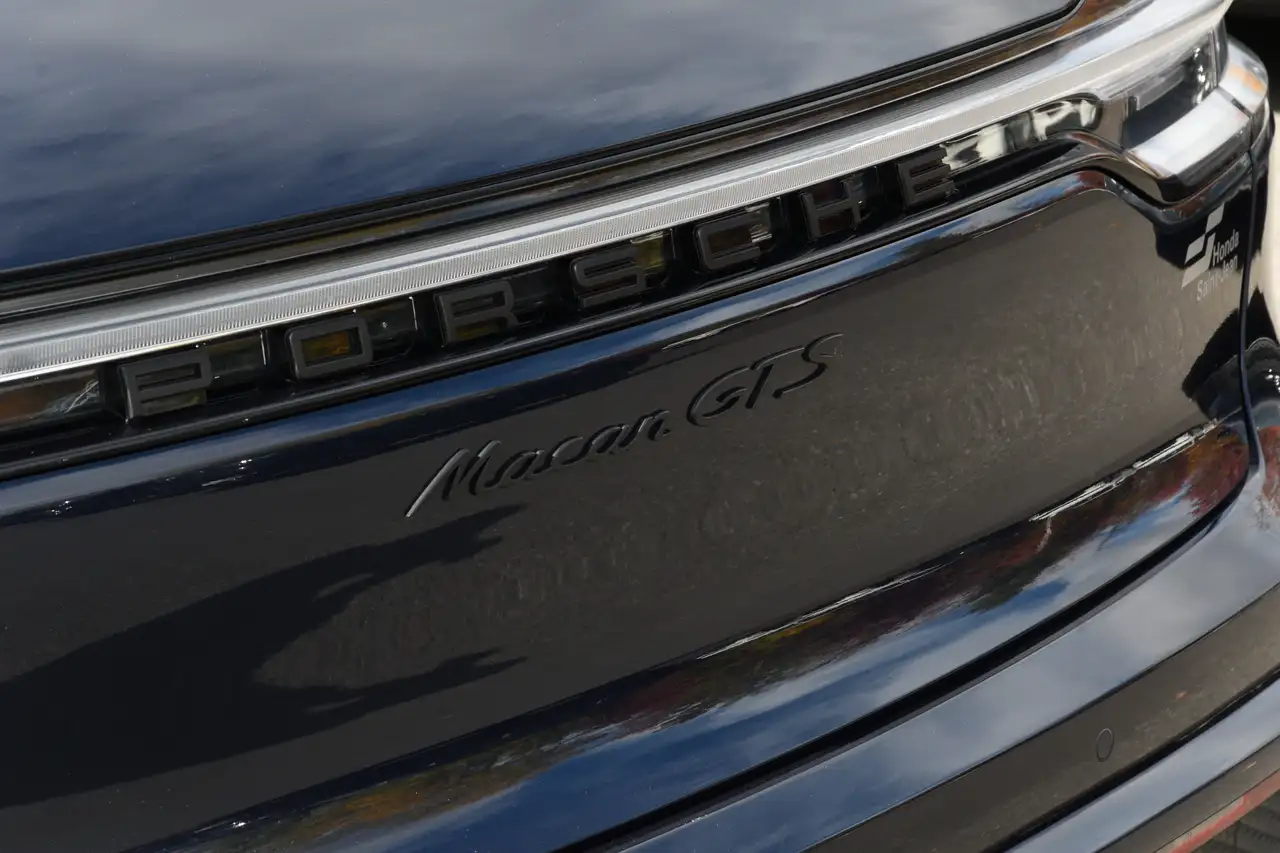 Porsche Macan снимка Porsche Macan
